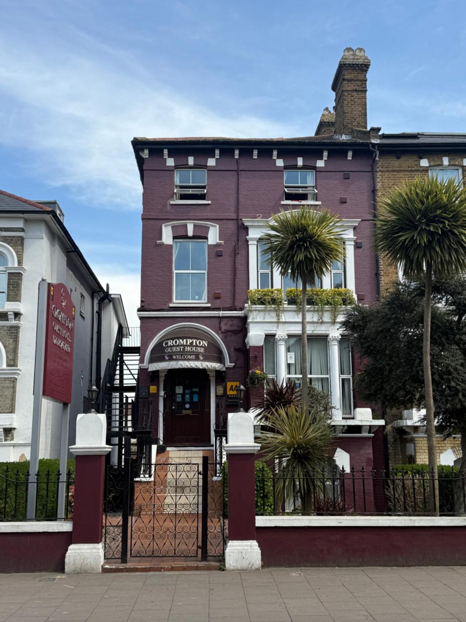 Crompton Guest House Hounslow Exteriör bild